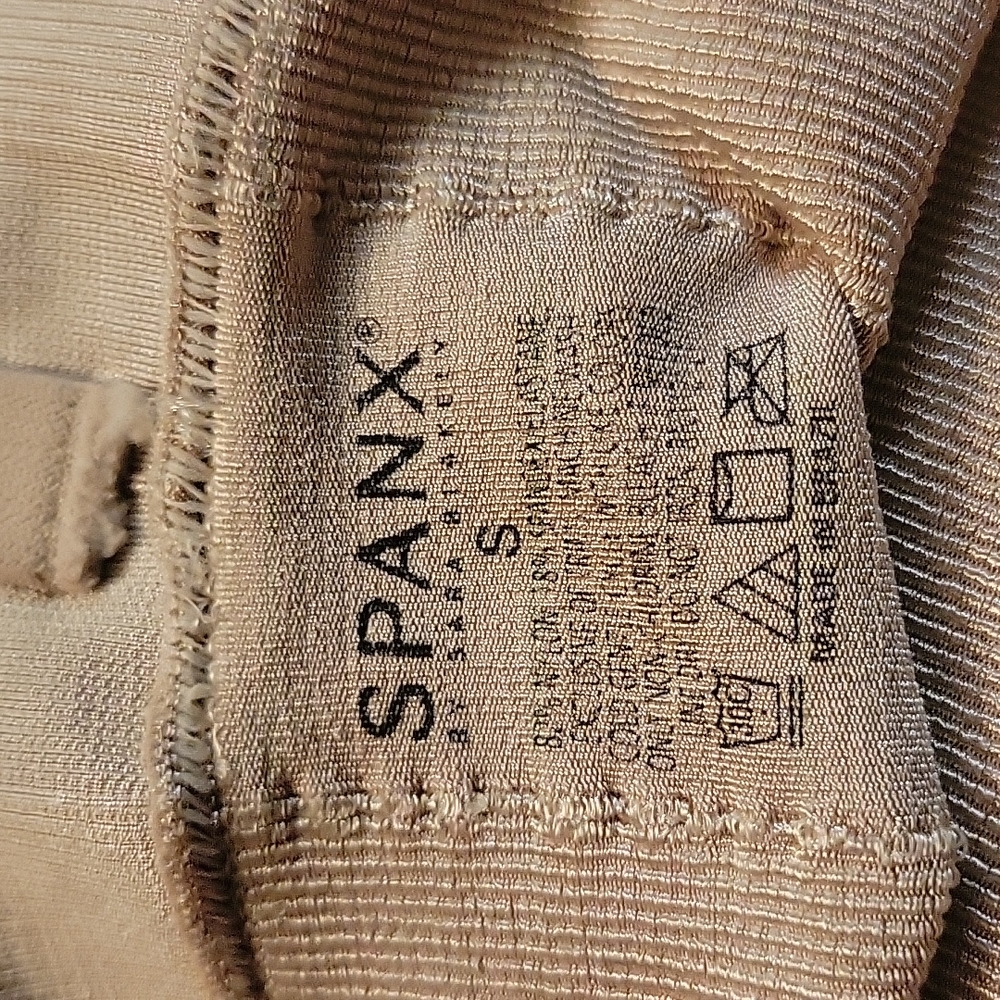 Spanx Size Small - image 4